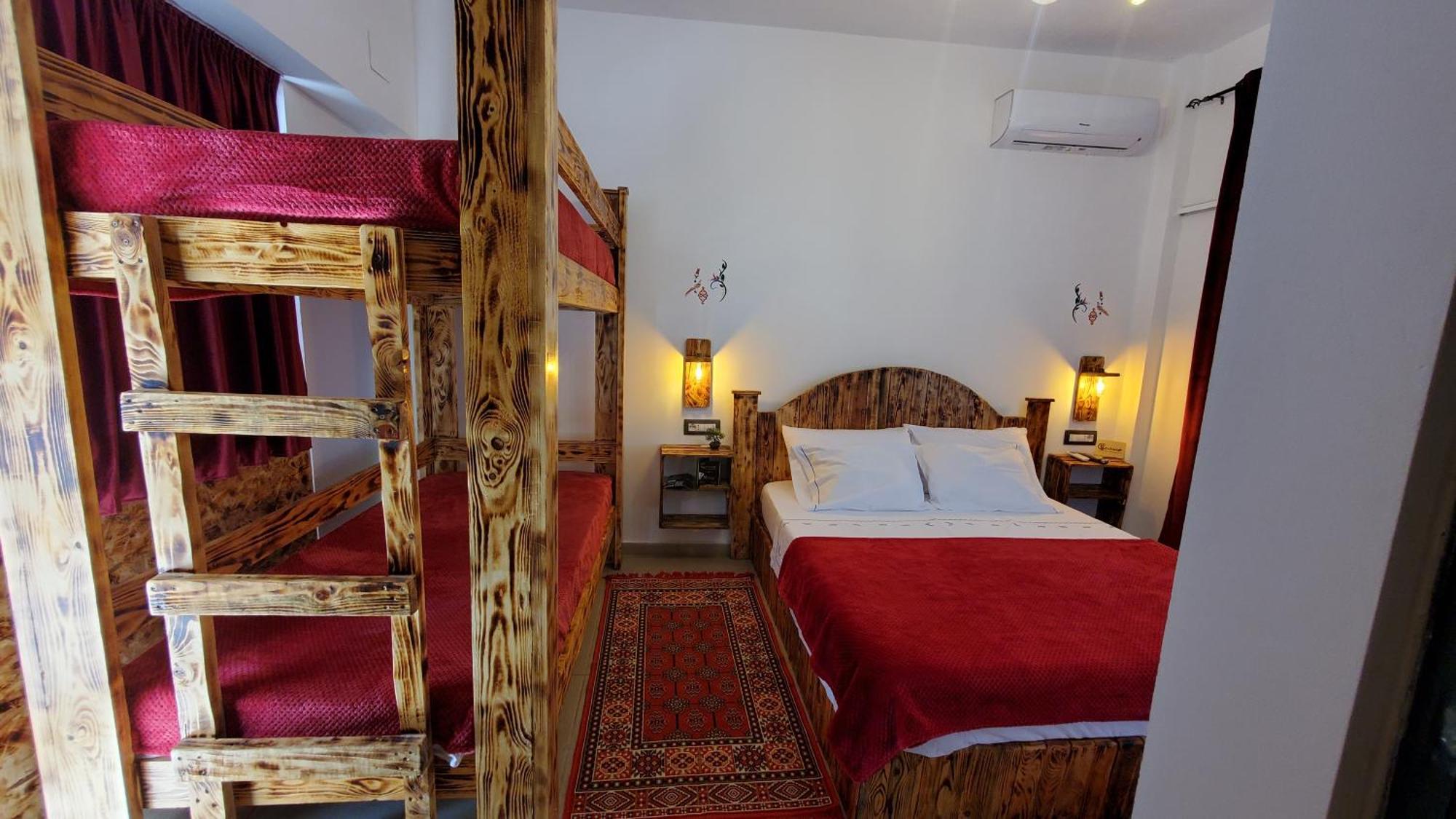 Clockwise Guestrooms Гирокастра Экстерьер фото