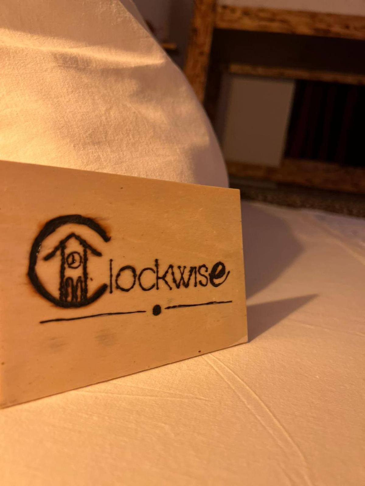 Clockwise Guestrooms Гирокастра Экстерьер фото